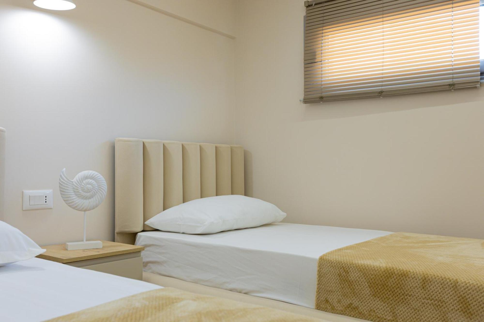 Arial Lofts Otel Avlonya Dış mekan fotoğraf